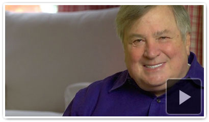 What’s Hillary Up To? - Dick Morris TV: Lunch Alert!